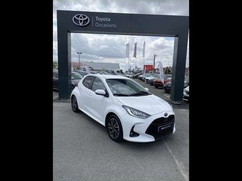 Toyota YARIS Toyota Yaris 116h Design 5p MY22 — photo 1