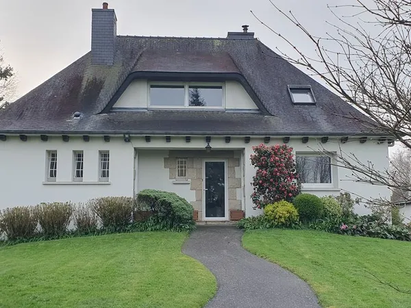 Maison indépendante 5 pièces, 4 chambres 157 m2