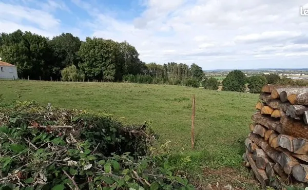 Terrain 2435 m² Chantonnay