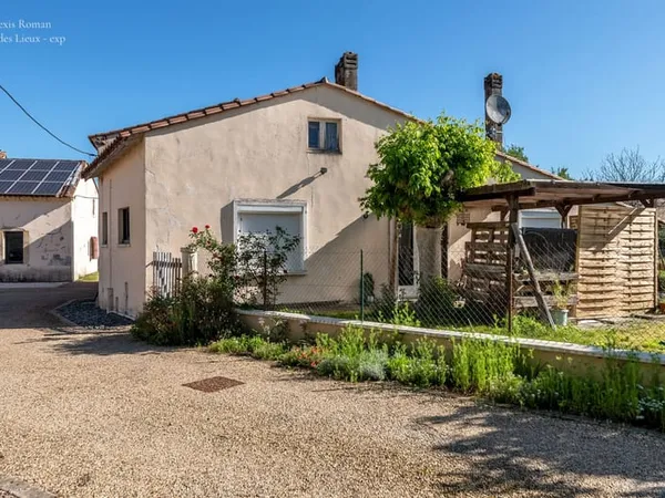 Maison louée 46 m² - Grange 170 m² - Terrain constructibl