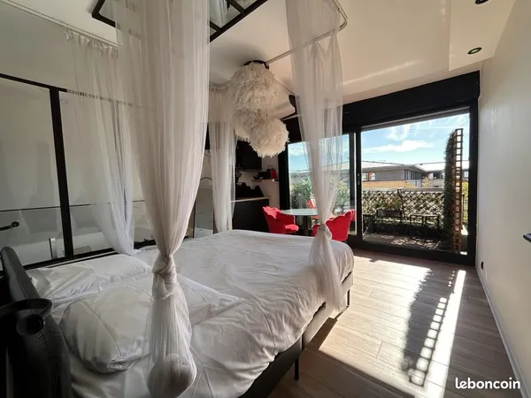 Studio 1 pièce 29 m²