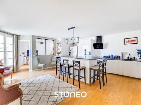 Appartement T4 proche Corentin Celton