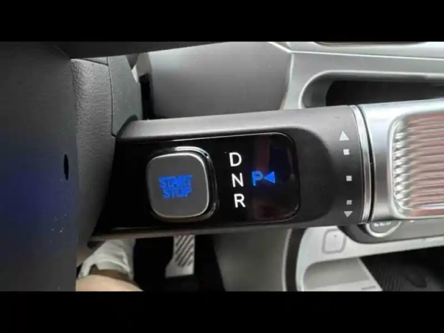 Hyundai Ioniq 9 110 kwh - 428ch htrac performance calligraphy — photo 11