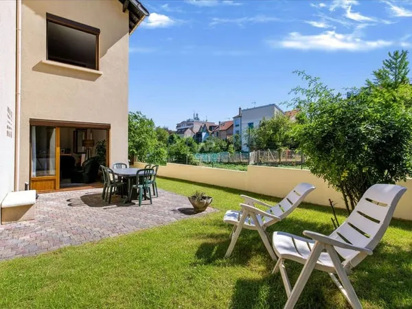 Maison de ville 7 pièces 163 m²