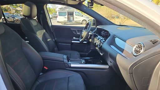Mercedes Classe GLA 250e 218 EQ Power 8G-DCT - AMG Line – 2023 – 12821 km – Hybride rechargeable – Boîte Automatique — photo 36