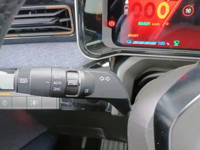 Renault 4 renault  e-tech electrique 150 ch autonomie confort — photo 27