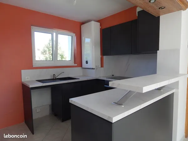 Appartement à louer 3 pièces 65 m2 avec garage+place de parking