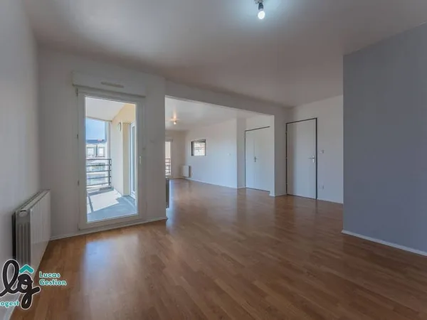 Triplex 4 pièces 85 m²