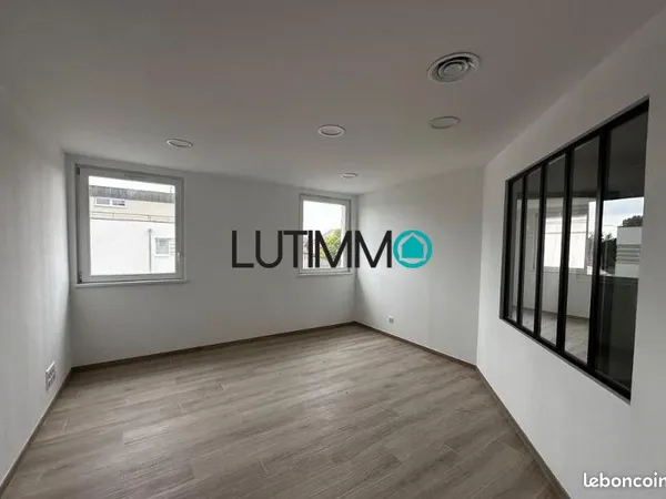 Bureaux 90 m² Illfurth