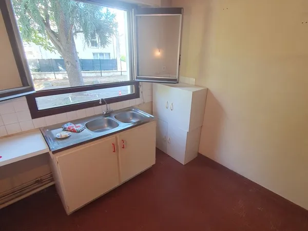 A Vendre appartement Orléans quartier St Marceau type F3