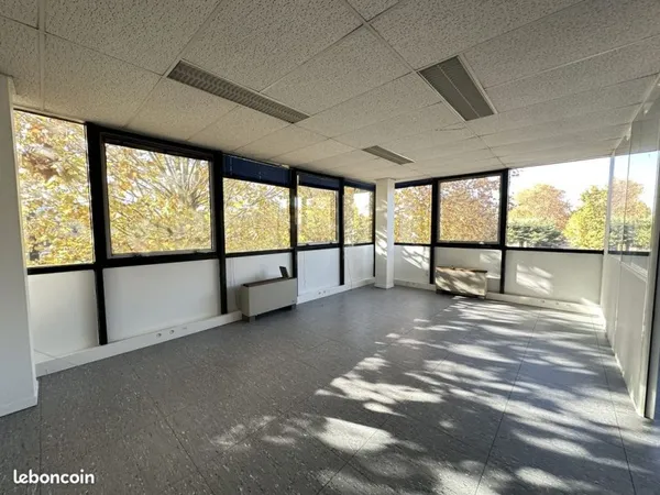 Bureaux 55 m² Labège