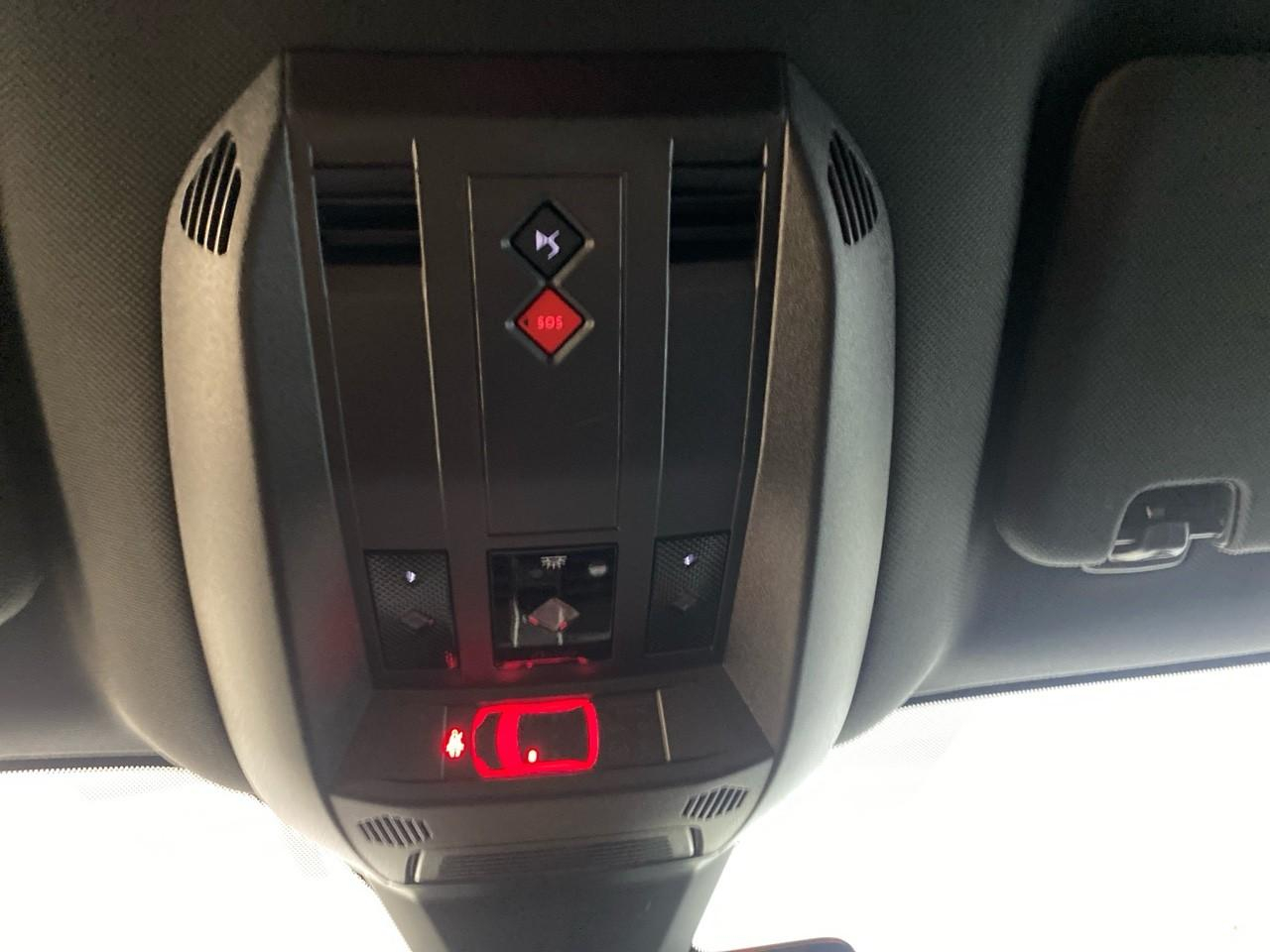 Ds Ds 7 crossback bluehdi 130 eat8 edition france — photo 19