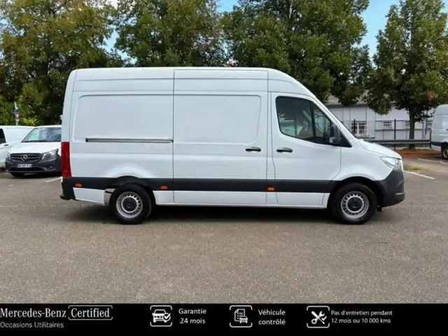 Mercedes Sprinter 317 cdi fourgon 37s l2h2 170ch — photo 18