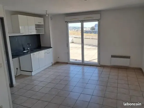 T3 50m2 avec terrasse 70m2