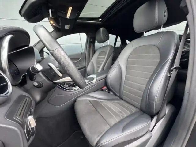 Mercedes Glc 300e 4matic coupé amg line — photo 16