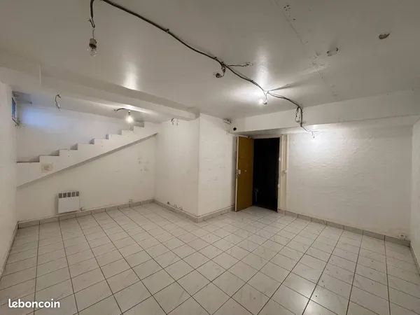 2 Caves de 20m2 et 22m2 à Créteil 280/mois chacune