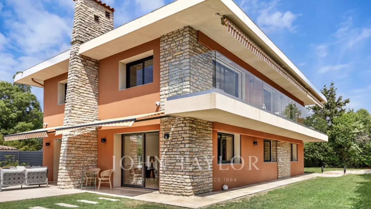 Photo 24