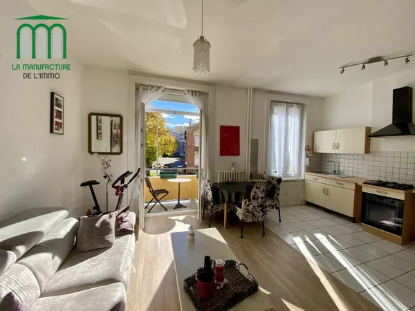 Appartement F2 lumineux avec balcon / saint-étienne centre2