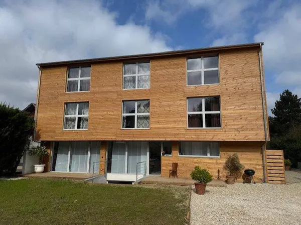 Maison 9 pièces 280 m²