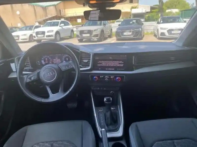 Audi A1 30 tfsi 110 ch s tronic 7 advanced — photo 10