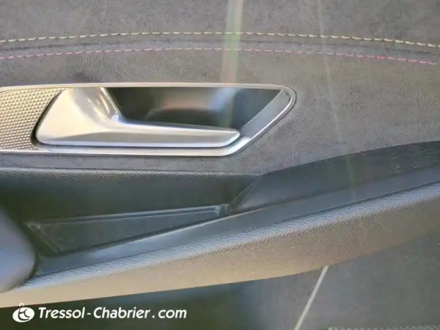 Ds Ds 7 ds7 crossback bluehdi 180 eat8 performance line+ — photo 20