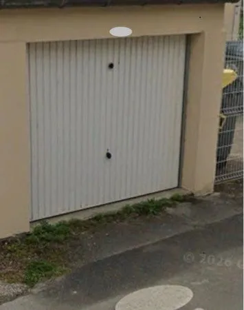GARAGE FERMÉ INDIVIDUEL, accès très facile, BESANCON Parc des Chaprais