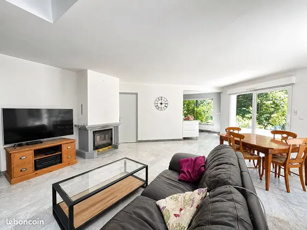 Maison 6 pièces 145 m²