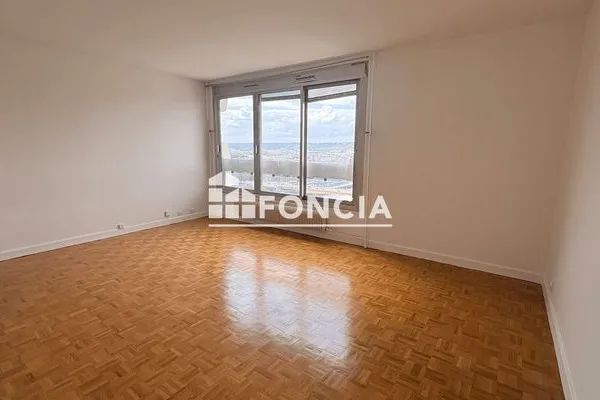 Appartement 2 pièces 57 m²