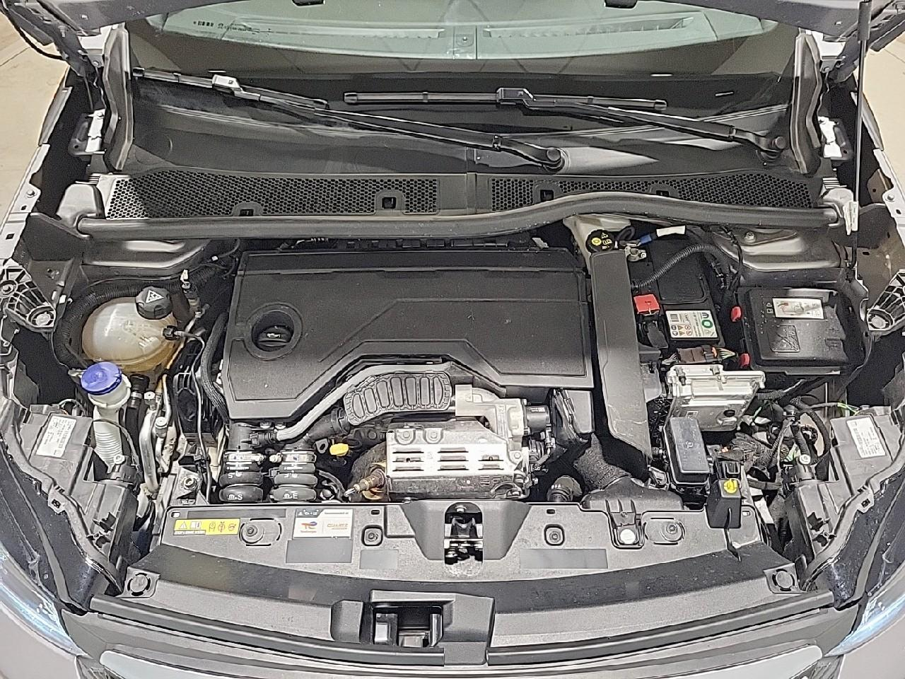 Peugeot 2008 hybrid 145 e-dcs6 style — photo 15