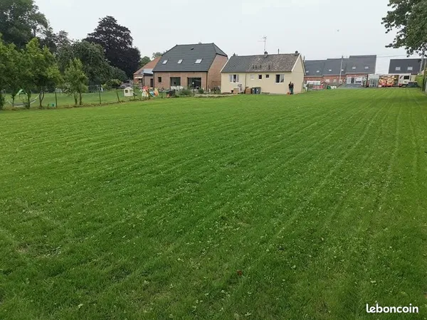👉 Terrain à bâtir 1800 m² - Querenaing - Axe principal