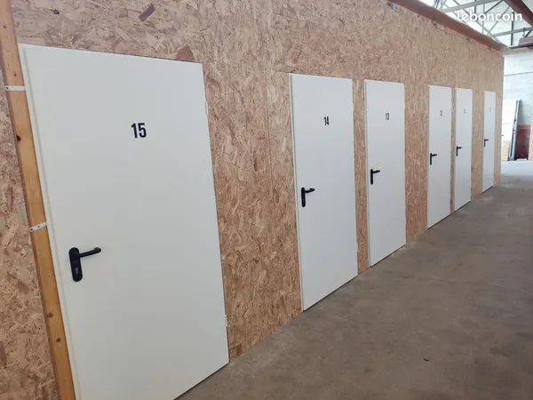 A louer box de stockage 4-8m2 àpartir de 48/mois