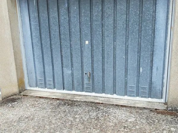 Garage à vendre