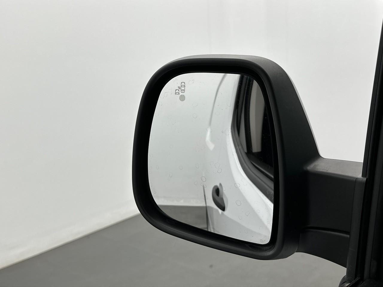 Citroën Berlingo van m diesel 100 ch manuelle — photo 16