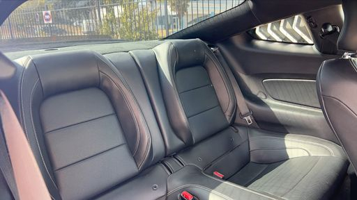 Ford Mustang 2.3 EcoBoost 317 - Fastback – 2019 – 84526 km – Essence – Boîte Manuelle — photo 27