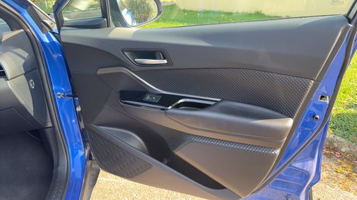 Toyota C-HR 1.8 VVT-i 122  Hybride 2WD CVT - Design – 2019 – 70409 km – Hybride essence – Boîte Automatique — photo 22