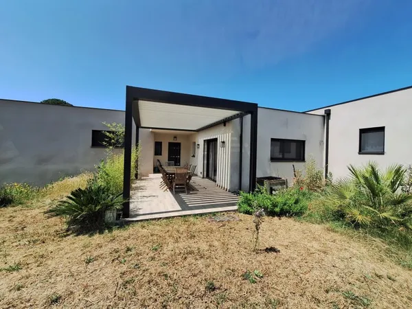 Ajaccio magnifique Villa contemporaine récente T5 avec vaste garage