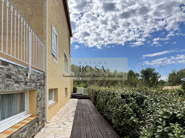 Maison 7 pièces 207 m²