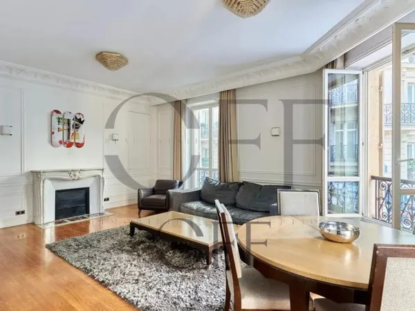 Vends T4 - 110m² - Paris 8Ème