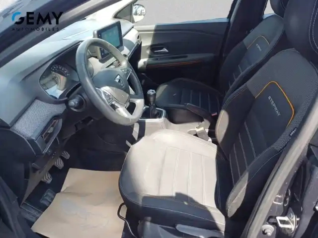 Dacia Sandero eco-g 100 — photo 9