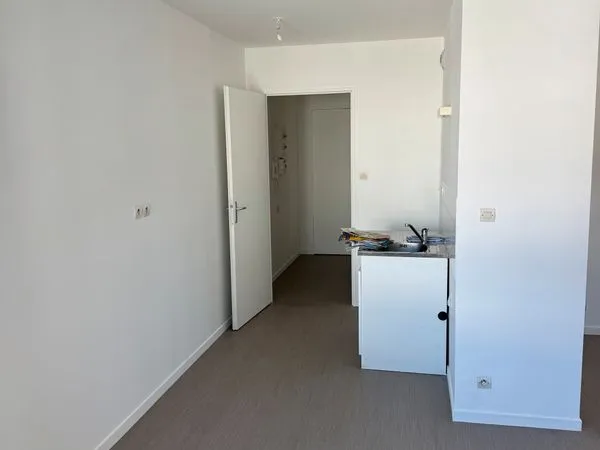 Loue Studio T1 de 34 m² - Nantes - 44300