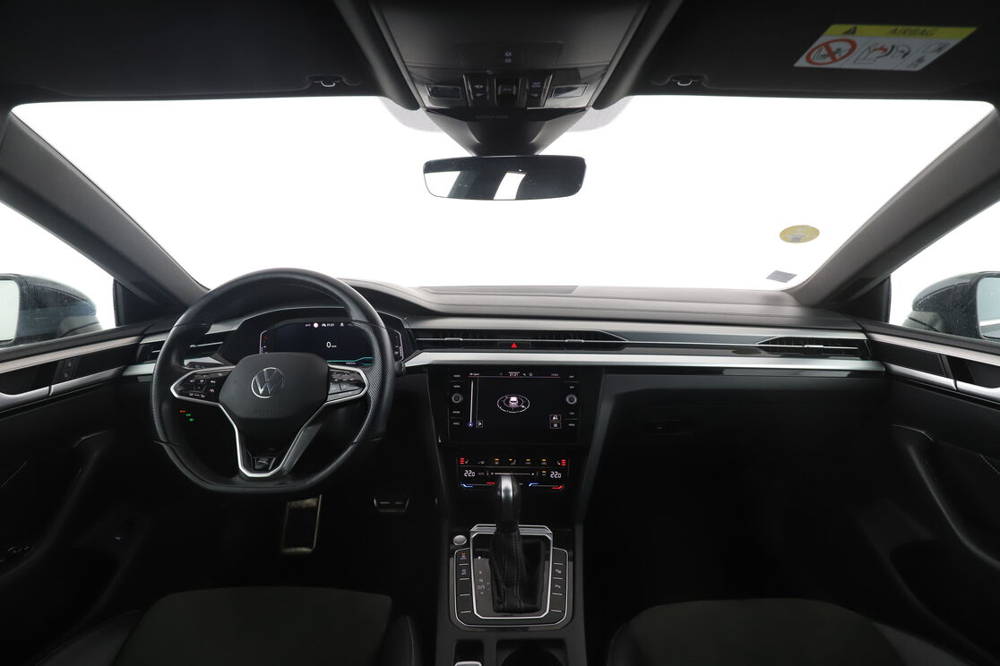 Volkswagen Arteon Shooting Brake 2.0 TDI EVO SCR R-Line DSG7 — photo 13
