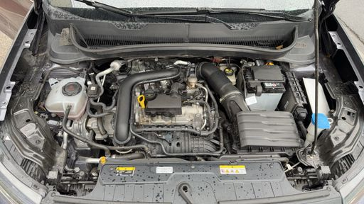 Volkswagen T-Cross 1.0 TSI 110 - R-Line – 2021 – 22543 km – Essence – Boîte Manuelle — photo 40