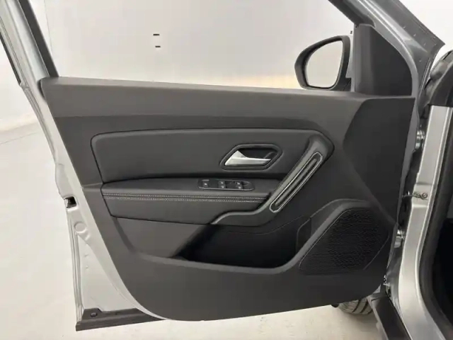 Dacia Duster blue dci 115 4x2 — photo 20