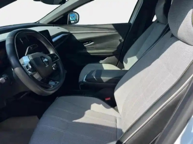 Renault Megane e-tech electric ev60 220ch techno super charge — photo 14