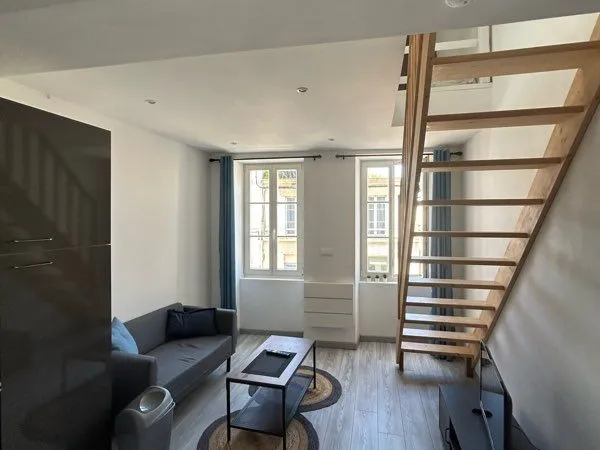 Location T2 duplex rénové à neuf