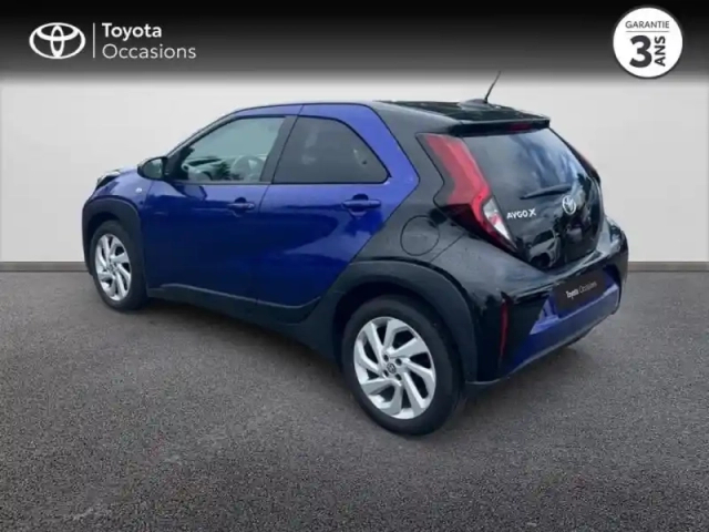 Toyota Aygo x 1.0 vvt-i 72ch design s-cvt — photo 2