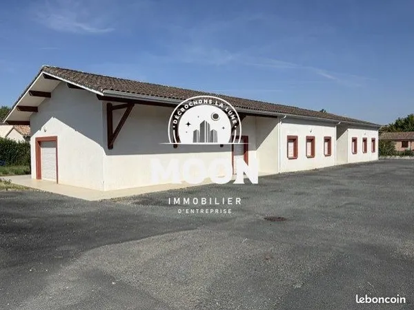 Bureaux 486 m² Coufouleux