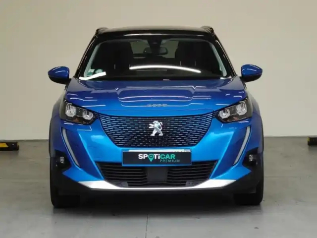 Peugeot 2008 e- 136ch allure — photo 1