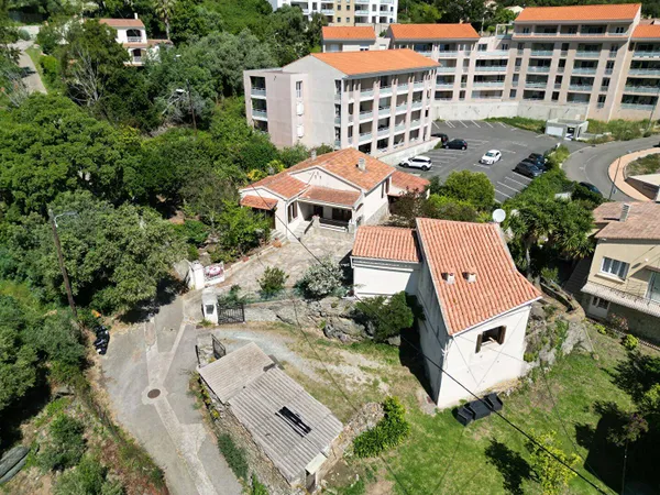Maison de plain-pied 7 pièces 125 m²