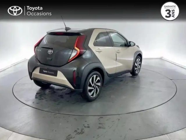 Toyota Aygo x 1.0 vvt-i 72ch design s-cvt my24 — photo 7